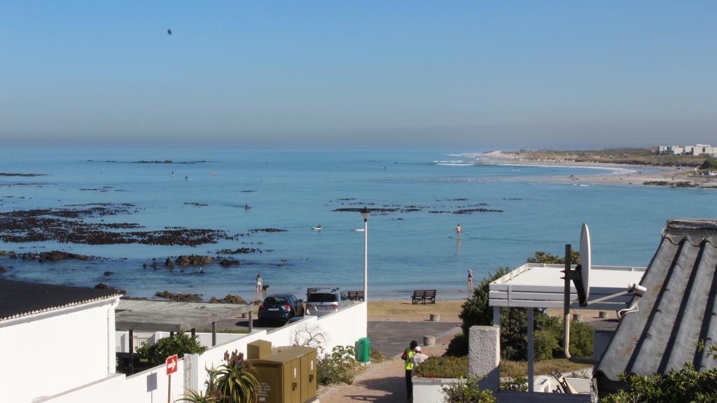 White Waves Beach House Bloubergstrand Exterior foto