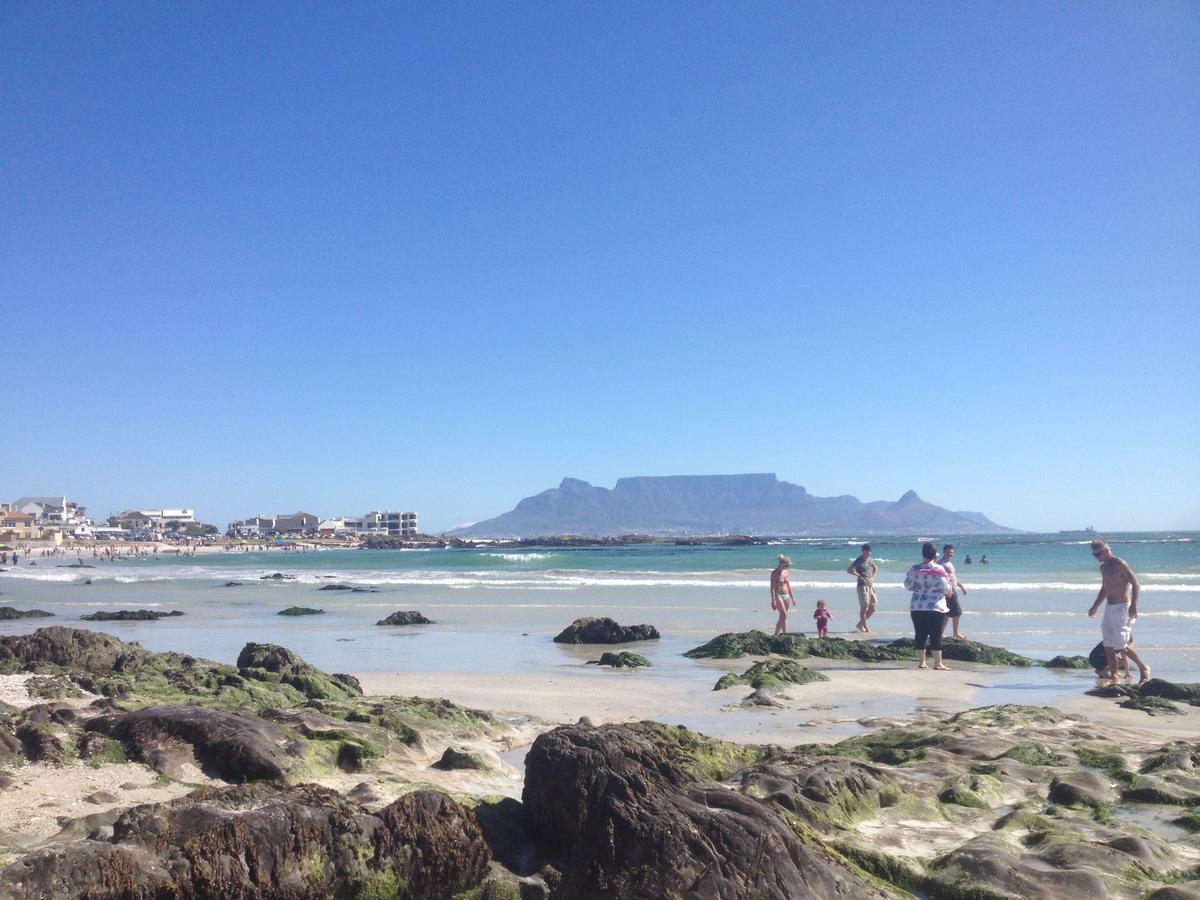 White Waves Beach House Bloubergstrand Exterior foto