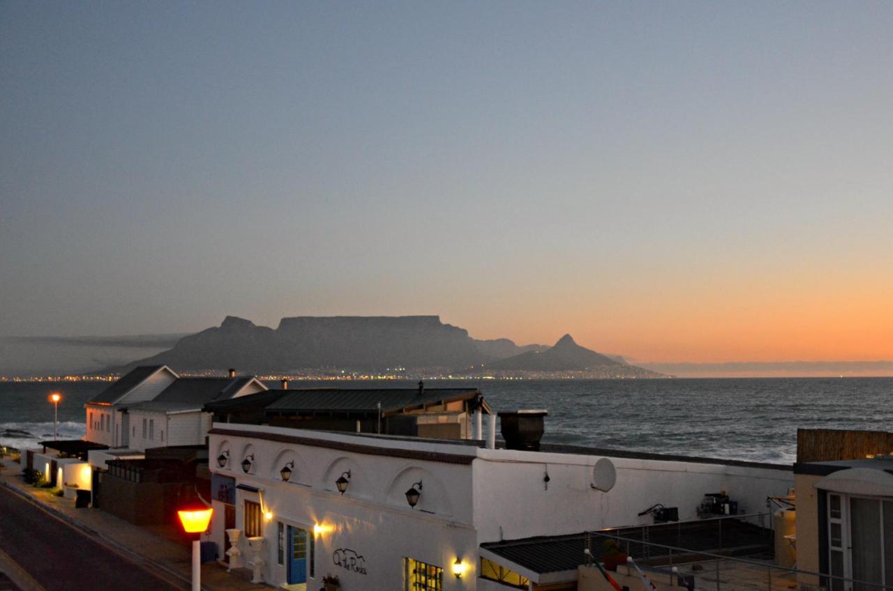 White Waves Beach House Bloubergstrand Exterior foto