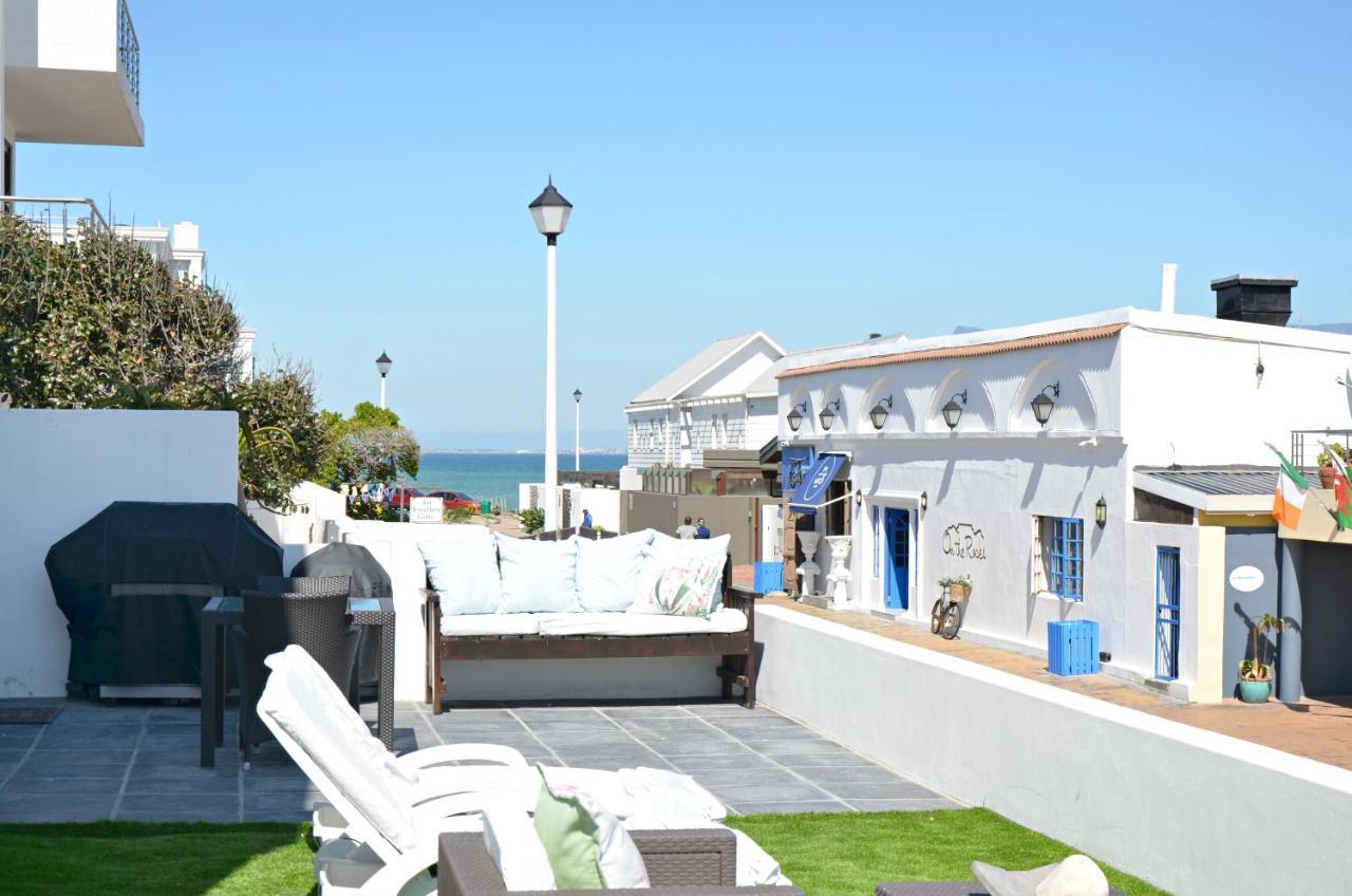 White Waves Beach House Bloubergstrand Exterior foto